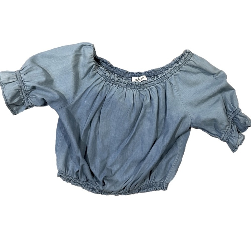 Speed limit off the shoulder crop top size medium